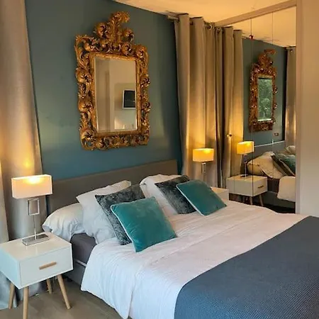 Super Cannes Front De Luxueux Vue Unique Apartamento Vallauris