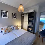 Super Cannes Front De Luxueux Vue Unique アパート